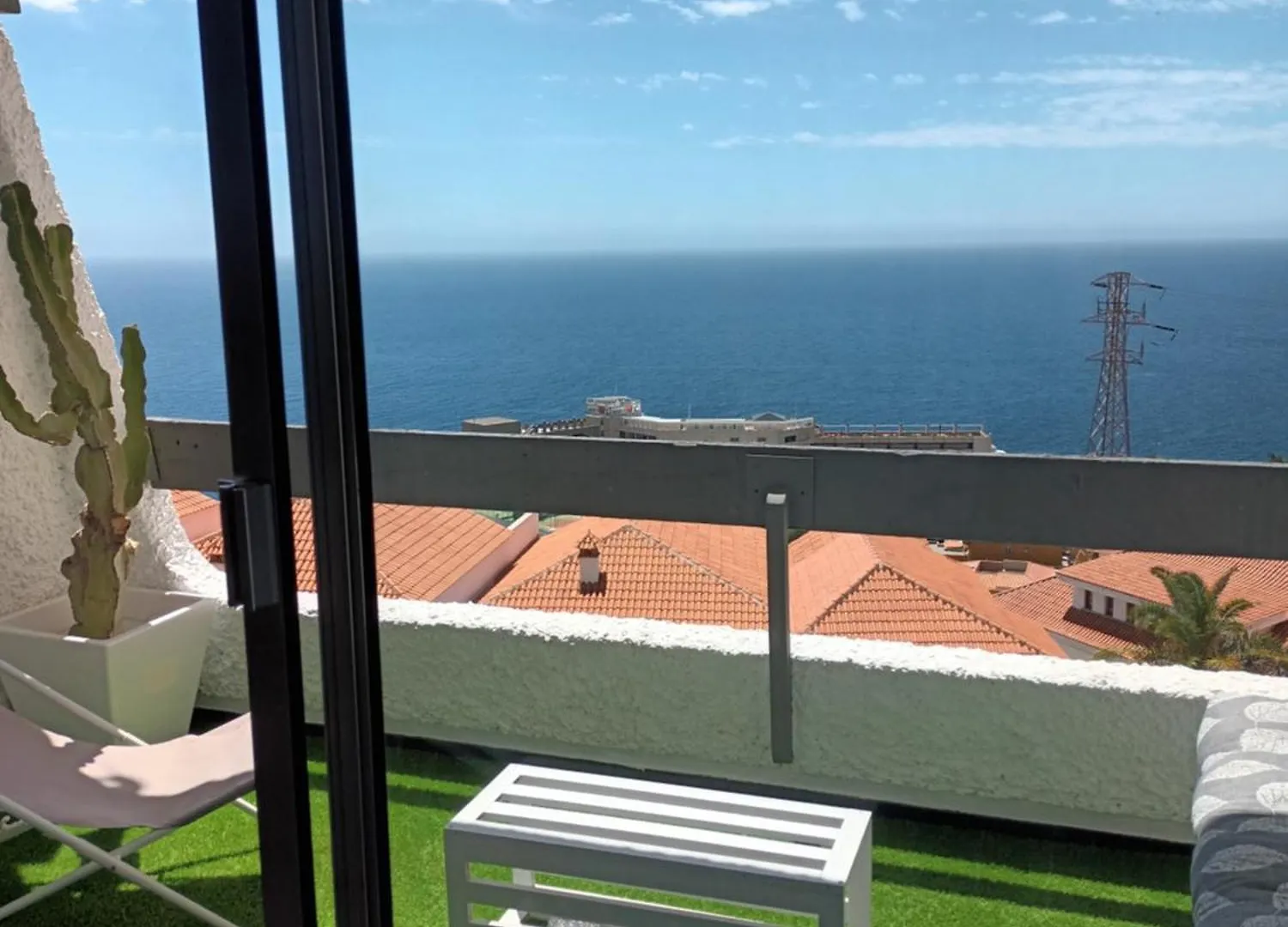 Modern Open-Plan Studio With Terrace And Sea View Tabaiba